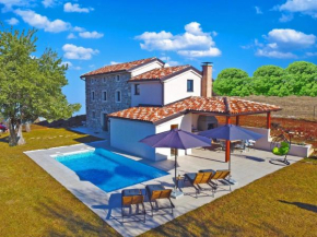 Ferienhaus mit Privatpool für 6 Personen ca 105 qm in Marušici, Istrien Binnenland von Istrien